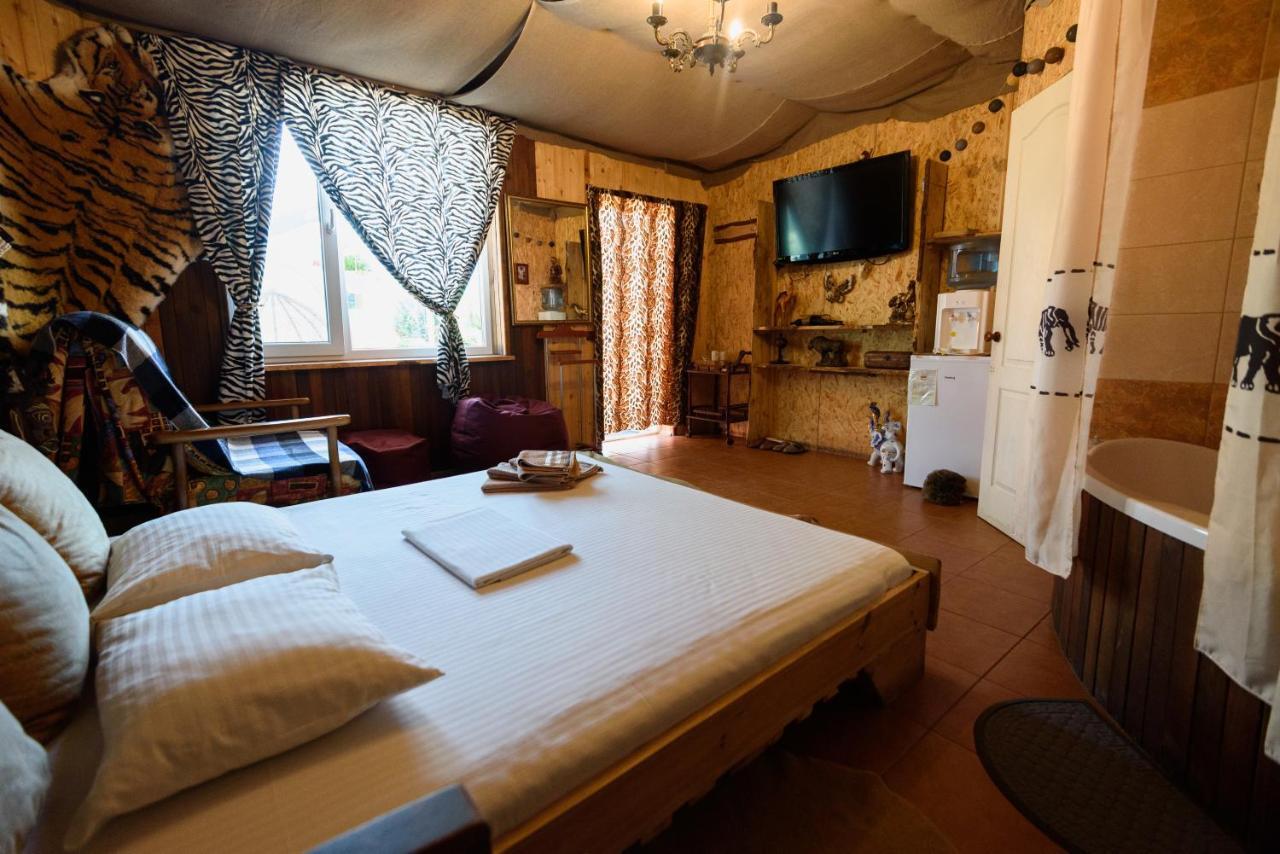 Hôtel Maiami à Nikopol Extérieur photo